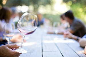 Nonprofit-Wine-Tasting-Event